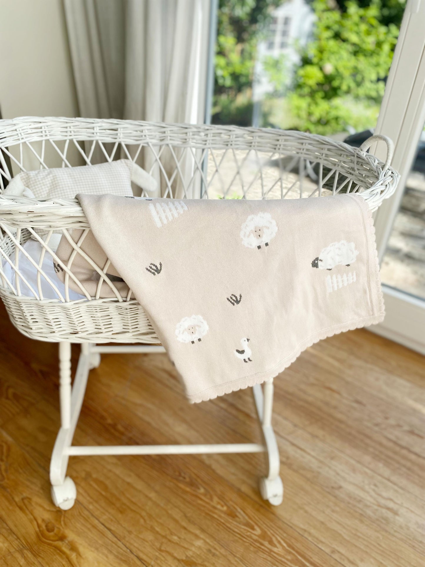 Strickdecke Schafe sand, Hansekind 24882