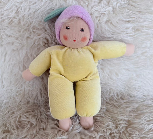 Puppe Blütenbaby gelb, rosa, Nanchen 151009