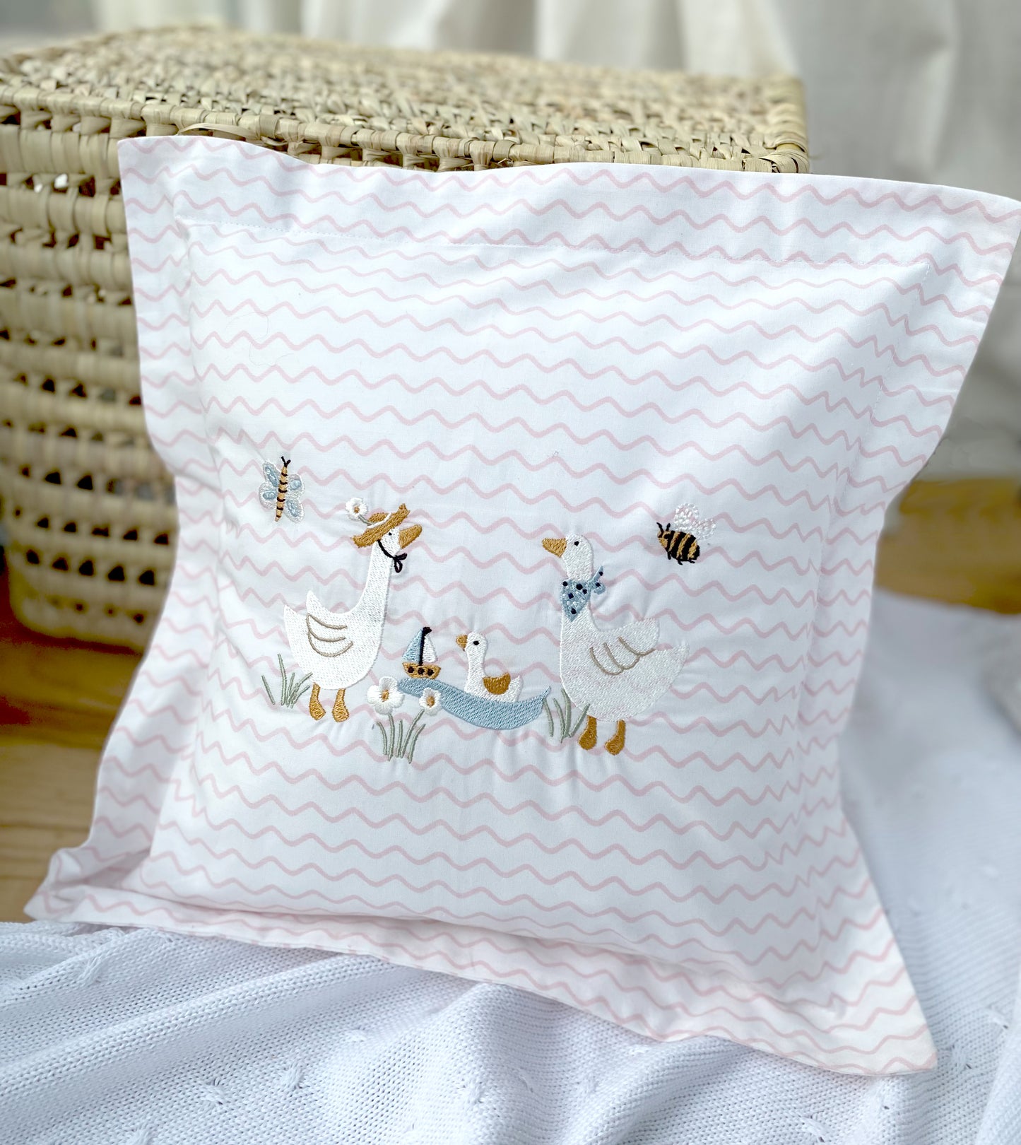 Kinderkissen "Happy Family" mit Gänsefamilie, Hansekind 25902