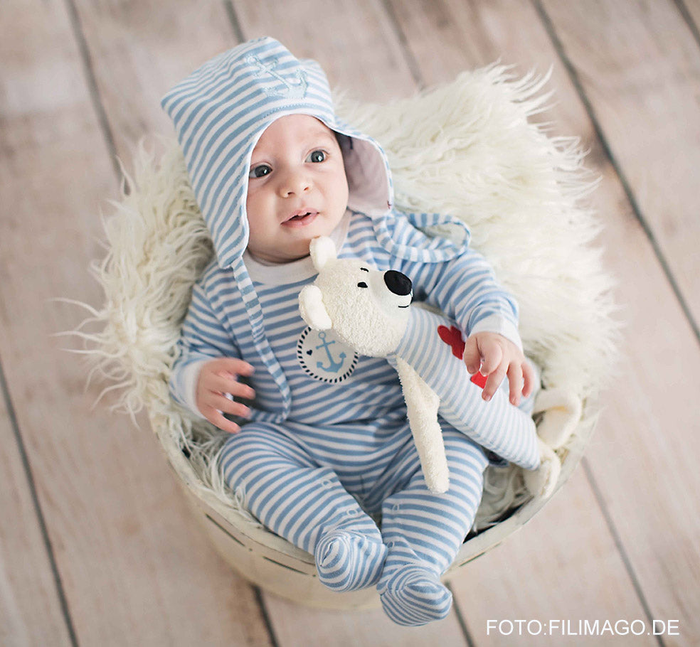 Baby-mit-Strampler-Hansekind_2