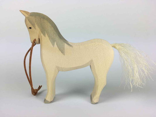 Ostheimer Pferd weiß -3