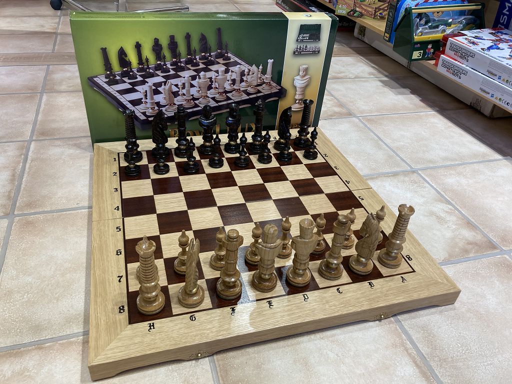 Schach-1Royal