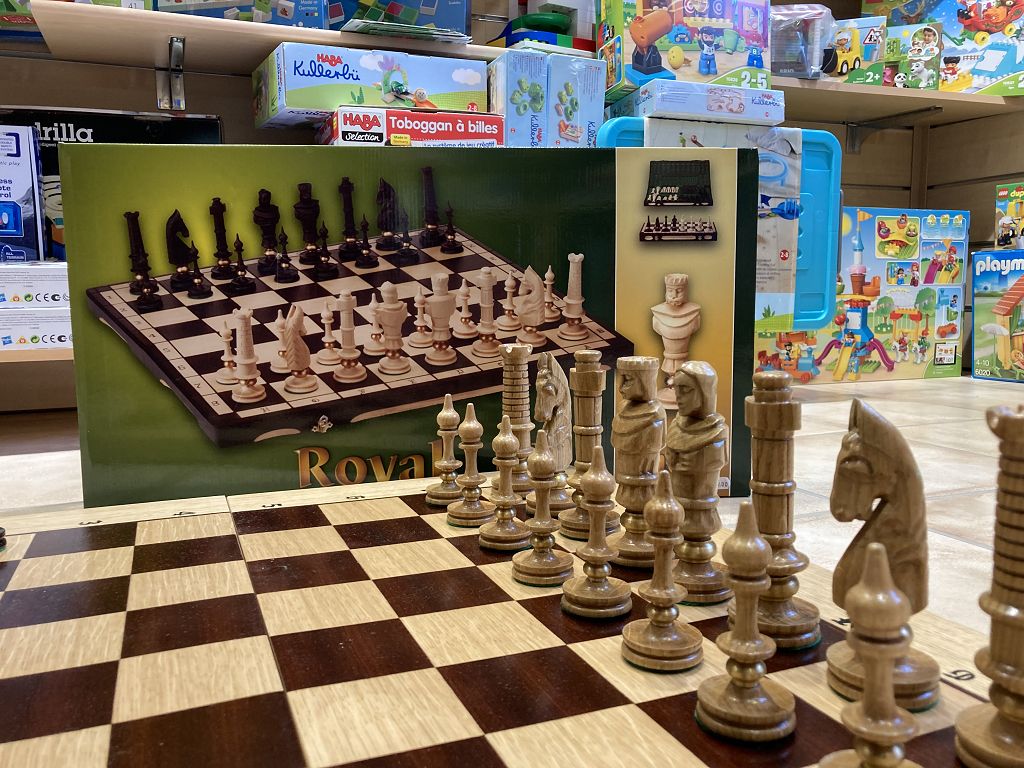 Schach-4Royal